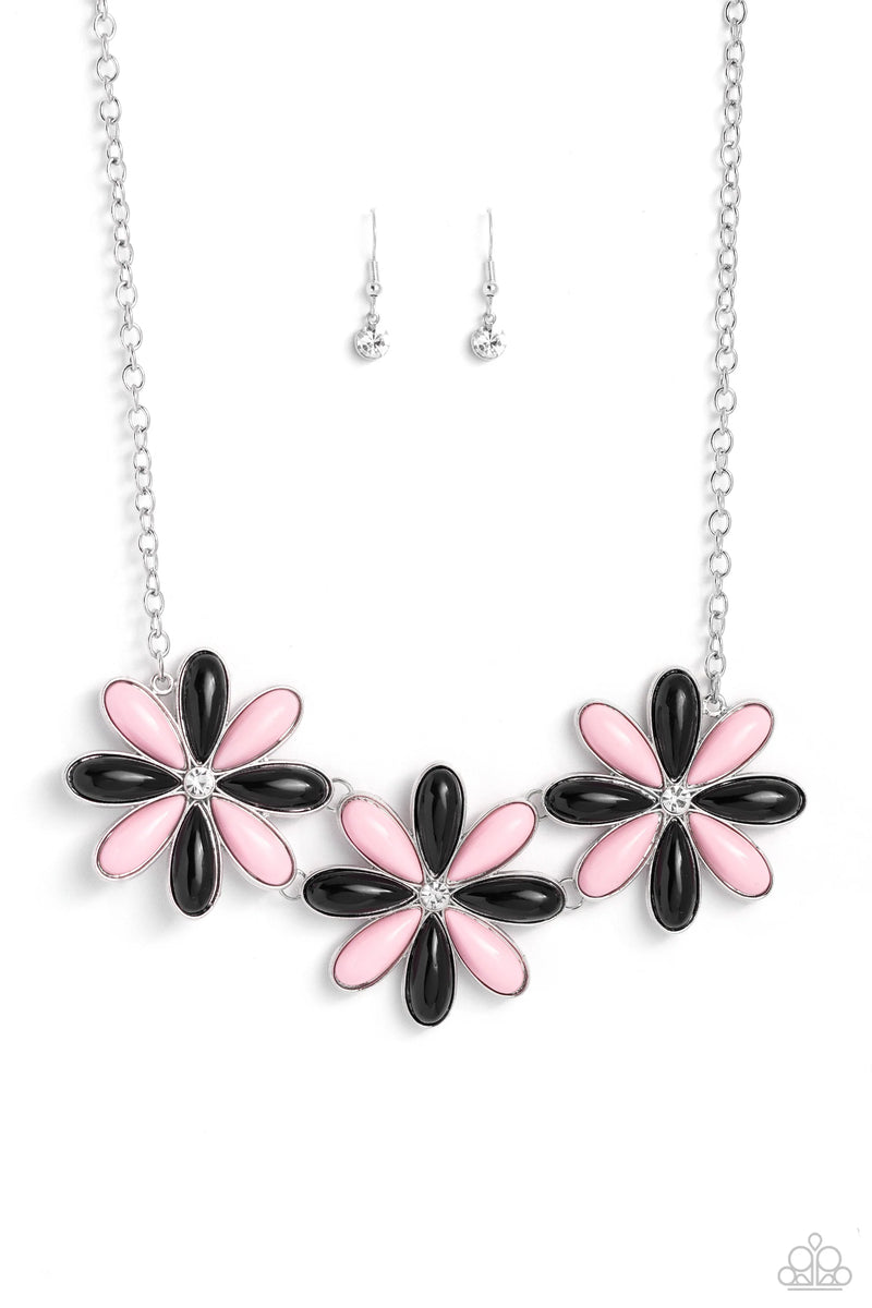 Bodacious Bouquet - Pink Flower Necklace - Paparazzi Accessories