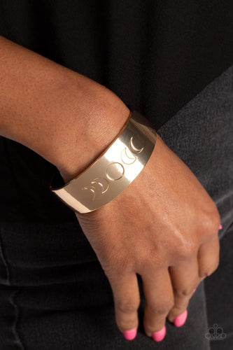 Paparazzi Accessories: Lunar Effect - Gold Bracelet