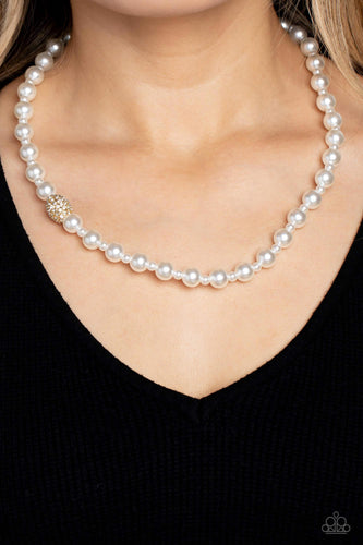 Paparazzi Accessories: Countess Chic - Gold Pearl Necklace