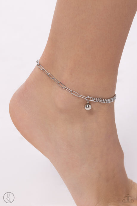 Paparazzi Accessories: Solo Sojourn - Silver Anklet