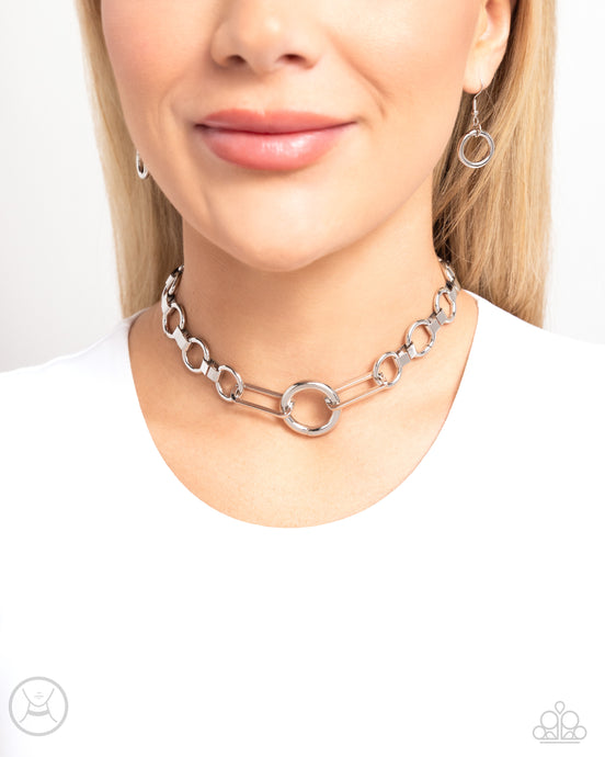 Paparazzi Accessories: Musings Marvel - Silver Choker Necklace