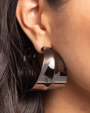 Load image into Gallery viewer, Paparazzi Accessories: Antiqued Adventure - Black Earrings