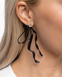 Paparazzi Accessories: Trendy Tapestry - Black Earrings