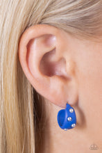 Load image into Gallery viewer, Paparazzi Accessories: Cover PEARL - Blue Earrings