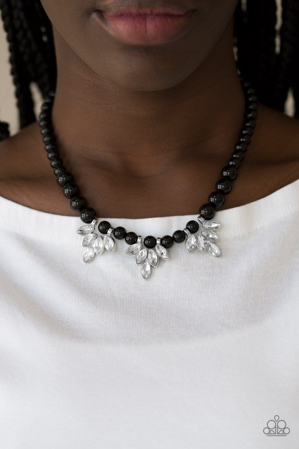 Society Socialite Black: Paparazzi Accessories – Jewels N