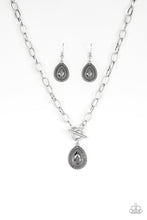 Load image into Gallery viewer, Paparazzi: Sheen Queen - Silver Necklace - Jewels N’ Thingz Boutique