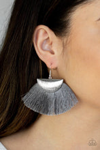 Load image into Gallery viewer, Fox Trap - Silver: Paparazzi Accessories - Jewels N’ Thingz Boutique