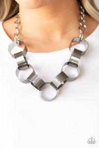 Paparazzi Accessories: Big Hit - Oversized Silver Link Necklace - Jewels N Thingz Boutique
