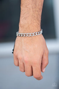 Paparazzi: Sideline - Silver Chain Bracelet - Jewels N’ Thingz Boutique