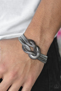 Paparazzi: To The Max - Black Herringbone Chain Knot Bracelet - Jewels N’ Thingz Boutique