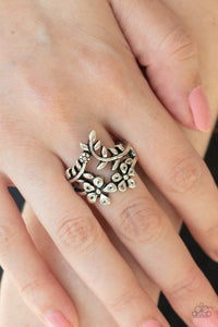Paparazzi: Secret Eden - Silver Flowery Ring - Jewels N’ Thingz Boutique