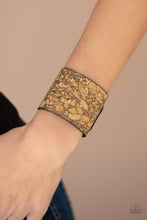 Load image into Gallery viewer, Paparazzi: Cork Congo - Brass Bracelet - Jewels N’ Thingz Boutique