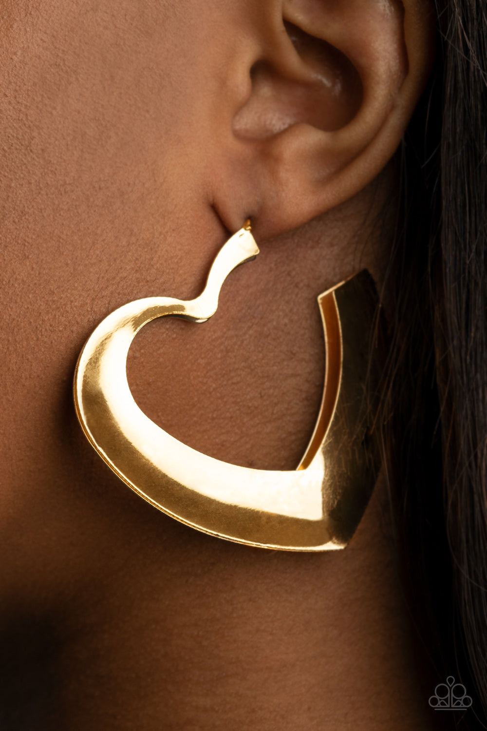 Paparazzi Accessories: Heart-Racing Radiance - Gold Hoop Earrings
