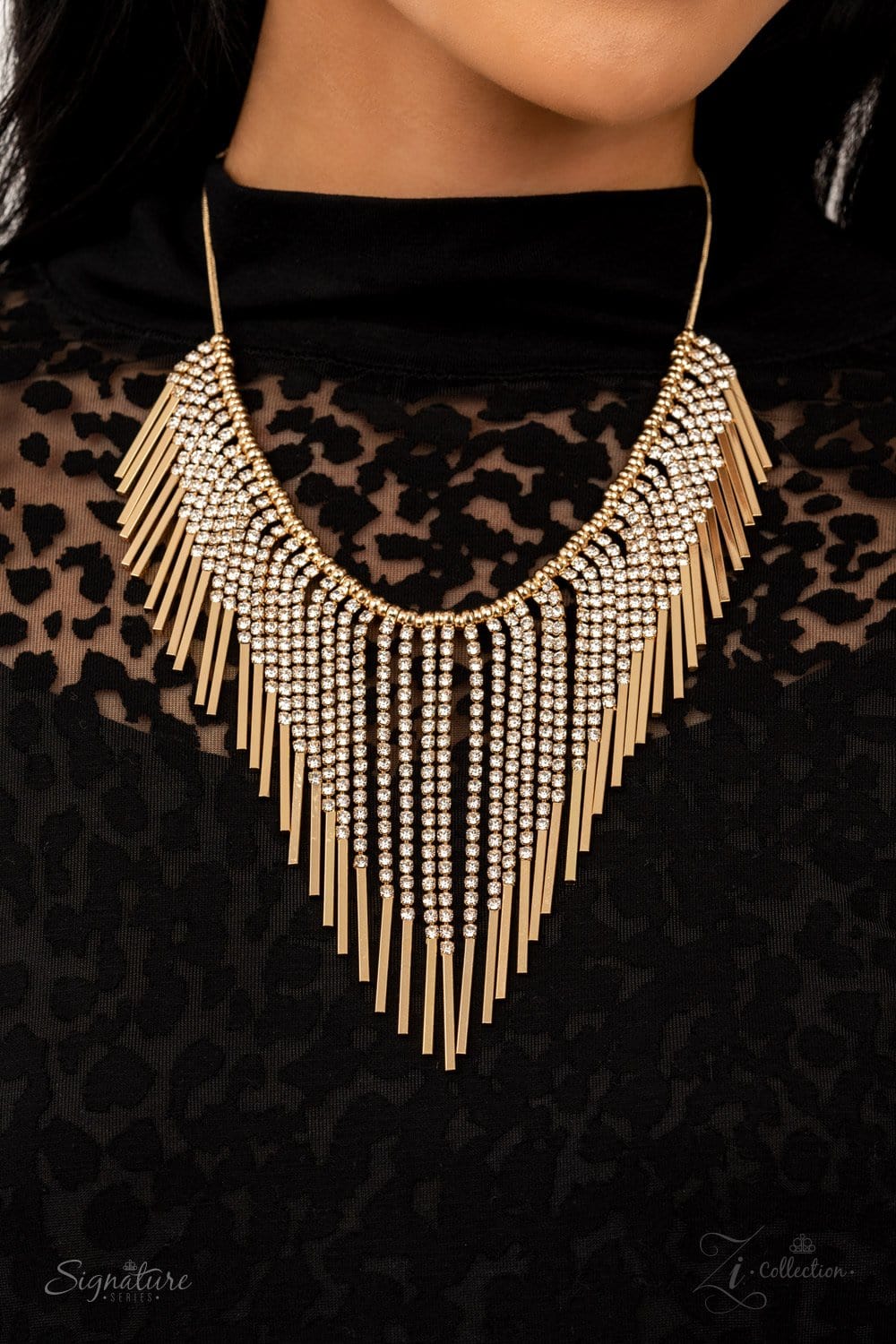 A Finishing Touch The Amber 2021 Zi Collection Gold Necklace A Finishing Touch The Amber 2021 Zi Collection Gold Necklace