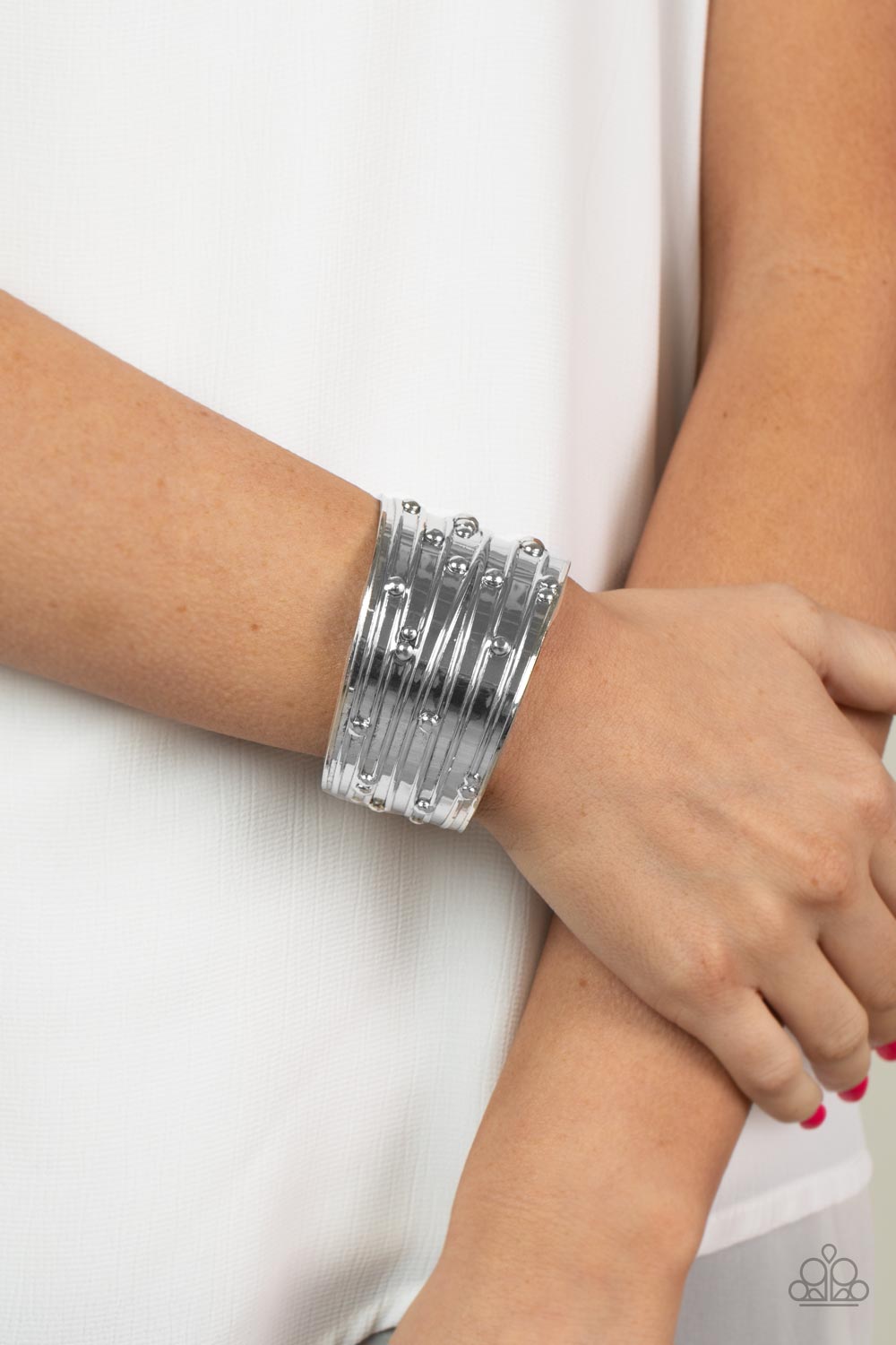 Paparazzi Accessories: Mechanical Motif - Silver Bracelet