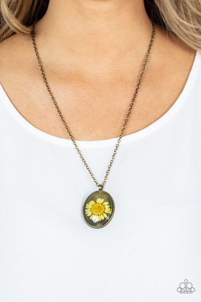 Paparazzi clearance yellow necklace