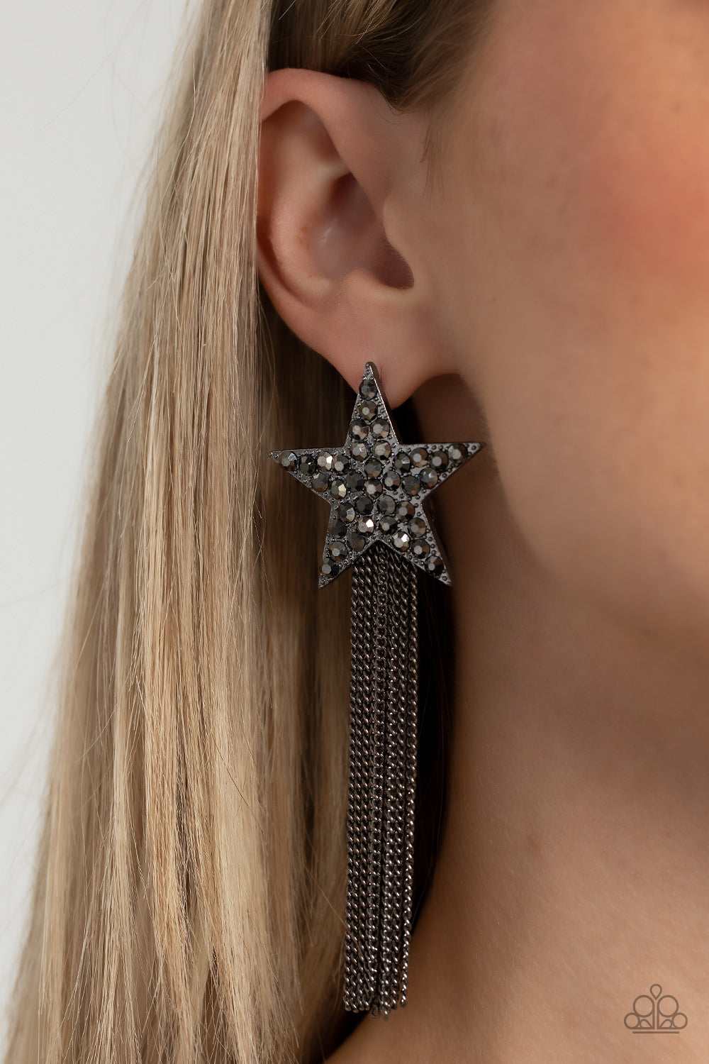 Paparazzi Accessories: Superstar Solo - Black Earrings