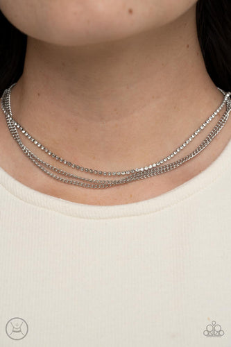 Paparazzi Accessories: Glitzy Gusto - White Choker