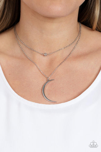 Paparazzi Accessories: Modern Moonbeam - Silver Necklace