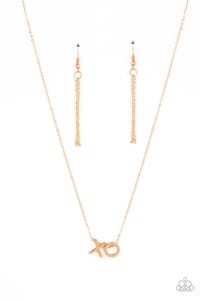 Paparazzi Accessories: Hugs and Kisses - Gold Necklace