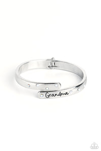Paparazzi Accessories: Gorgeous Grandma - White Iridescent Mothers Day Bracelet