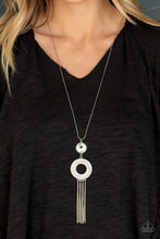 Load image into Gallery viewer, Paparazzi: Sassy As They Come - White Necklace - Jewels N’ Thingz Boutique