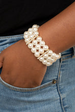 Load image into Gallery viewer, Paparazzi: Modern Day Majesty - Gold/White Pearls Bracelet - Jewels N’ Thingz Boutique