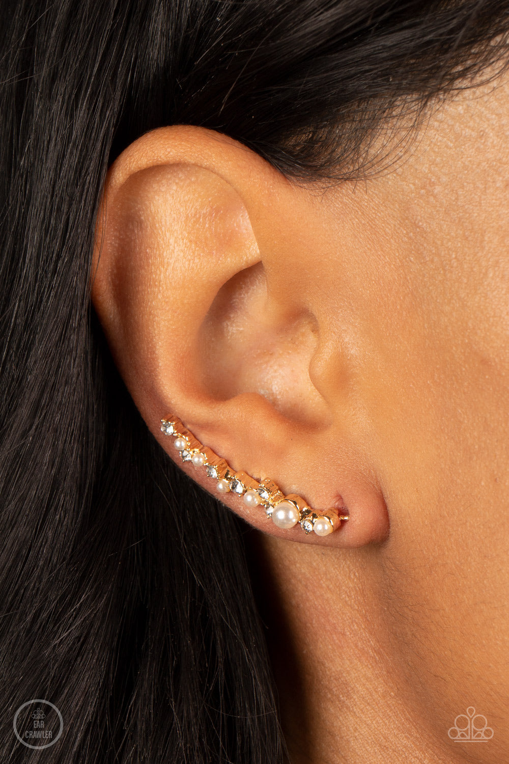 Paparazzi Accessories: Couture Crawl - Gold Ear Crawlers
