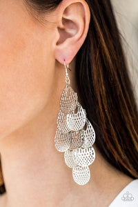 Lure Them In - Silver: Paparazzi Accessories - Jewels N’ Thingz Boutique